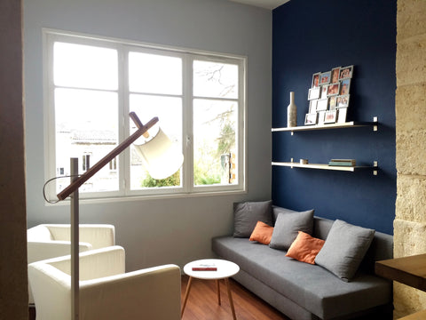 Au premier étage d'un bel immeuble en pierre bordelais, luminosité et pierre app Bordeaux, France T2 lumineux, Saint Genès - Victoire Entire rental unit vacation rental 17897385