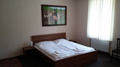 Penzion U Švejků se nachází v historické čtvrti Praha 1, přímo u tramvajové zast Prague, Czechia Penzion U Švejků - pokoj 1 Private room in bed and breakfast vacation rental 45149626