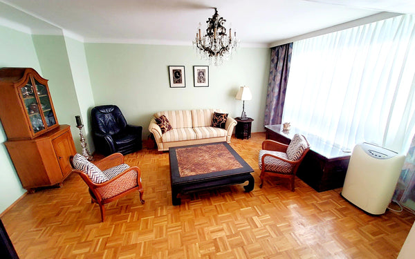 Genieße ein stilvolles Erlebnis in dieser zentral gelegenen Unterkunft.  Domicil de Belvedere Entire condo vacation rental 52619685