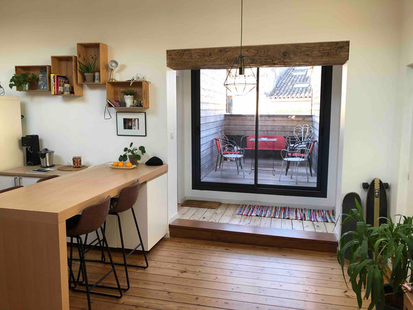 Appartement au cœur des Chartrons à cinq minutes de la cité du vin, des quais et Cognac, France Appartement 6 places dernier étage terrasse Entire rental unit vacation rental 50597124