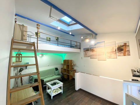 Découvrez le charme  de ce duplex unique décoré avec goût,  l'appartement modern  Charmant  Duplex  Talence cocooning Entire townhouse vacation rental 52669365