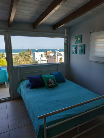 -Second  floor studio with access to  terrace with sea view<br />-Newly construc Heraklion, Greece Office loft 100 meters from the beach (seaview) Entire guesthouse vacation rental 43560002