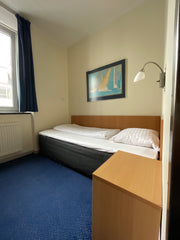 We offer an affordable room in the center of Copenhagen. The hotel is fully self  Cheap hotel room for 1 person Room in hotel vacation rental 649917430618281657