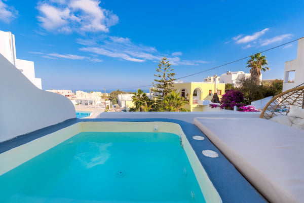 A romantic first level suite,cleaned and heated outdoor private jacuzzi with sea Greece The Muse 9-honeymoon suite_outdoor jacuzzi_seaview Entire rental unit vacation rental 34922892