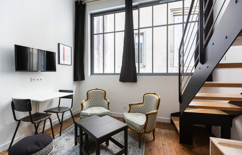 In the heart of the historical center of Bordeaux, in front of the Grosse Cloche Paris, France GuestReady - Charming apartment - Grosse Cloche de Entire rental unit vacation rental 48287888