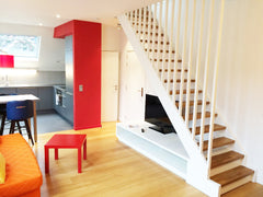 Ideal for 8 people, can accommodate up to 20 p. Very central, in a pedestrian st Brussels, Belgium Grand Place, 2 bedrooms, 180m2 Entire rental unit vacation rental 11560739
