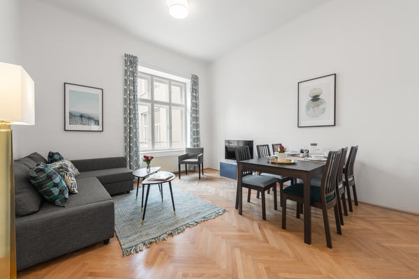 <b>The space</b><br />This beautiful, NEW renovated, and completely furnished ap Vienna, Austria SLI #6 Apartment - new, quiet and top located Entire rental unit vacation rental 28324265