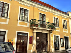The apartment is on the courtyard side and is located on the ground floor in a b Vienna, Austria Quiet "City Hall" Apartment Entire rental unit vacation rental 21322613