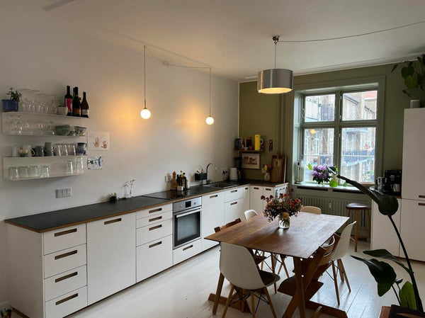 Our lovely, newly renovated apartment is in the heart of Vesterbro and only 10 m Copenhagen, Denmark Huge flat with kitchen-dining area and balcony Entire condo vacation rental 645626829863779373