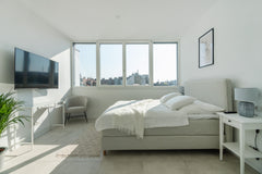 Die modernen Rooftop-Studioapartments sind je 35 qm groß und verfügen über einen Vienna, Austria Sophienne Apartments - Modern Studios 1 und 2 Entire serviced apartment vacation rental 53289416