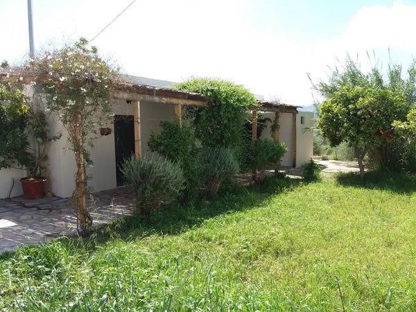 Offering free WiFi and a garden, IRINI - ASSIMINA is set in Phaistos, 44 km from Athens, Greece IRINI ASSIMINA Entire home vacation rental 31298473