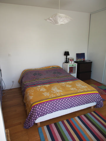 Je vous propose de passer un bon moment dans un agréable appartement, calme proc Bordeaux, France La terrasse Private room in rental unit vacation rental 3687774