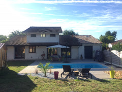 Maison spacieuse et entièrement rénovée de 160 m2 tout confort. Décoration moder Saint-Médard-en-Jalles, France Belle maison avec piscine entre Bordeaux et ocean Entire home vacation rental 36618312