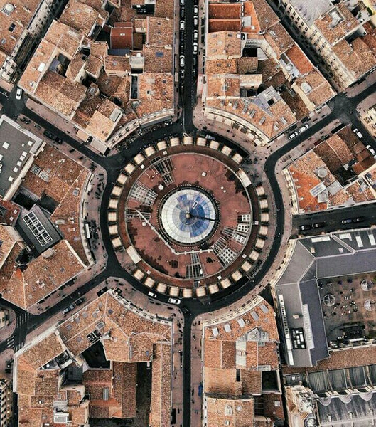 La chaumière invite à la découverte et à la détente, dans son séjour dédiés à la Talence, France Talence : La chaumière Entire condo vacation rental 29144429