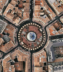 La chaumière invite à la découverte et à la détente, dans son séjour dédiés à la Talence, France Talence : La chaumière Entire condo vacation rental 29144429