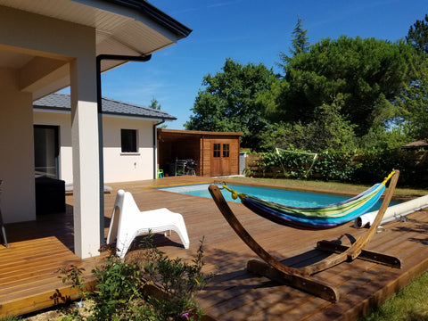 Belle maison contemporaine (2019), à proximité de Bordeaux et au calme. <br />A  Bordeaux, France Maison récente, climatisée,  avec piscine chauffée Entire home vacation rental 43741041