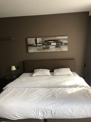 This amazing studio is located in a nice and calm neighborhood, within 850 meter Brussels, Belgium Studio Expo Center Entire rental unit vacation rental 668725637309553930