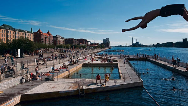 The apartment is located at beautiful vibrant Islands Brygge 5 minutes walk from Copenhagen, Denmark Exceptional location in central CPH Entire rental unit vacation rental 3893242