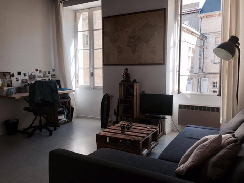 Mon logement est proche de les transports en commun, le centre ville, l'art et l Bordeaux, France Appartement idéalement situé dans l'hyper centre Entire rental unit vacation rental 17619820