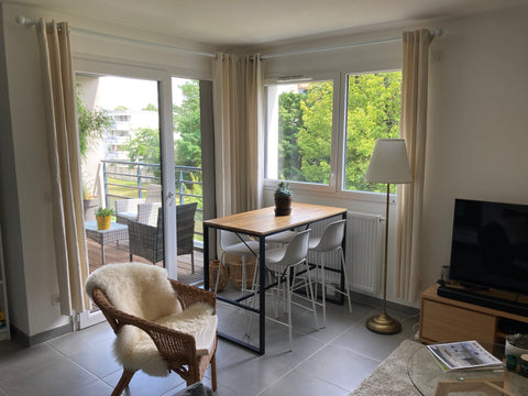 Charmant T2 de 43m2 au 2ème étage avec ascenseur dans résidence de standing réce Bordeaux, France Charmant T2 avec loggia au Bouscat Entire condo vacation rental 48434678