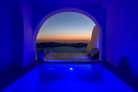 Abyssos suite In-out Jacuzzi Imerovigli, Greece Abyssos Suite In-Out Jacuzzi Room in boutique hotel vacation rental 12040740