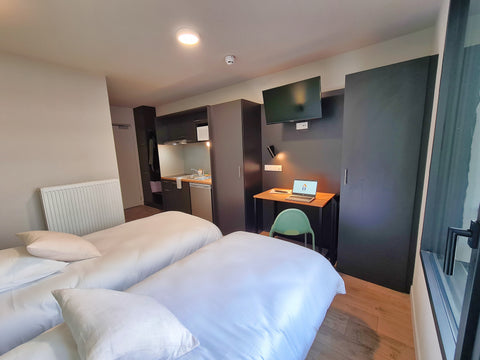 Situé aux Bassins à flots, près de la Cité du Vin et de la base sous-marine, l’A  Studio twin - Montempô Bordeaux Bassins à flots Entire serviced apartment vacation rental 50905994