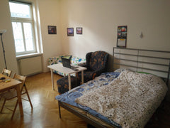 You can have a big room, full of light, with a double bed, dining table and an e Vienna, Austria Spacious room with a big dining table Private room in rental unit vacation rental 18116559