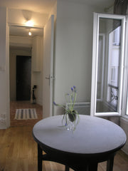 Appartement dans le centre de Paris, au pied du métro Oberkampf, dans un quartie  Paris centre quartier Oberkampf appartement équipé Entire rental unit vacation rental 24846322