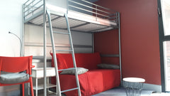 Logement situé en fond de jardin des propriétaires.<br />Entrée sur cuisine part Bordeaux, France studio 17 m2 à 10min du centre de Bordeaux en tram Private room in rental unit vacation rental 49226431