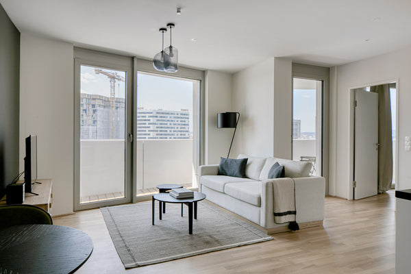 Feel at home wherever you choose to live with Blueground. You’ll love this sophi Vienna, Austria Wieden 1BR w/ Balcony, Gym, Elevator, nr U-Bahn Entire rental unit vacation rental 51208664