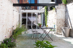 Very well located 50m2 duplex for 2 person (20’ walk from city - center 10’ walk Brussels, Belgium Duplex St-Gilles - 40m2 courtyard Entire rental unit vacation rental 5260383