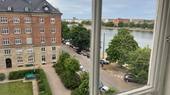 Denne særlige bolig ligger tæt på alt, hvilket gør det nemt at planlægge dit bes Copenhagen, Denmark Unik lejlighed med udsigt over Søerne Entire condo vacation rental 660083653881351747