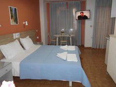 This studio belongs to Ilona Apartments Chania hotel and it's located 2km away f  Ilona studio with street view for 2 person Room in aparthotel vacation rental 33258416