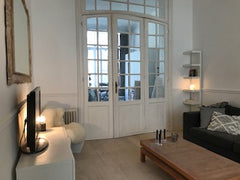 In the heart of 'Chatelain', very bright apartment, in heritage house 'high ceil Brussels, Belgium Wonderful Apartment in Chatelain Entire rental unit vacation rental 21764153