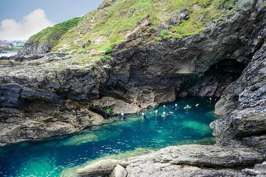 Coasteering Experience in Newquay  Private Tours and Travel Guide Europe London CITY Newquay Destination Tour