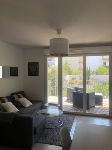 L'appartement est entièrement neuf situé a proximité de la cité du vin.  La pisc Bordeaux, France Appartement centre ville - Bordeaux avec terrasse Entire condo vacation rental 38056435