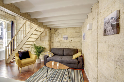 Compositions: 1 Bathroom, 1 Kitchen in the living / dining room, 1 Bedroom<br /> Bordeaux, France COSY DABADIE | Cosy Apt near Bordeaux Downtown Entire rental unit vacation rental 26559566