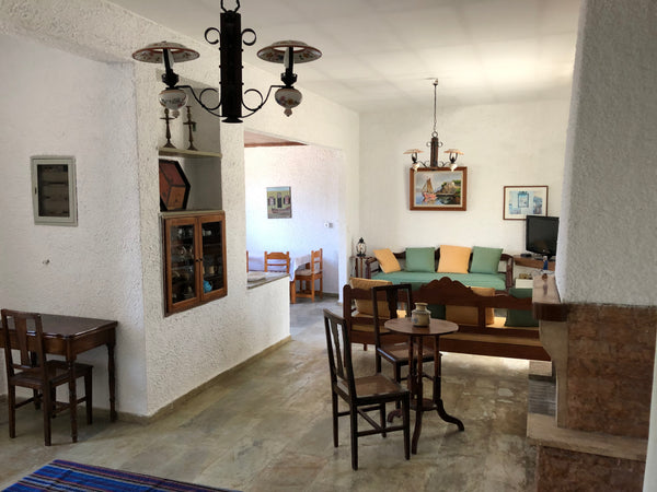 The house is located in Tinos town at the area of Pasakrotiri and offers a good  Argyroupoli, Greece Tinos Town House Entire home vacation rental 32764574