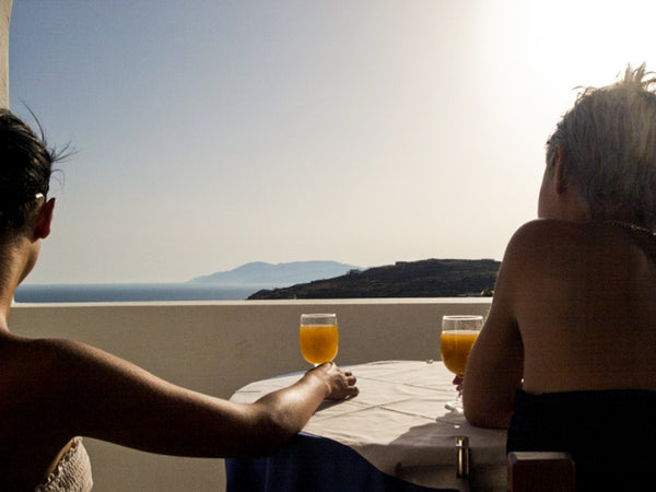 THE CALENDAR IS NOT UPDATED!<br />Please scroll down the page and choose CONTACT  Ios Relaxing studio at Mylopotas beach 2 Entire serviced apartment vacation rental 25874900