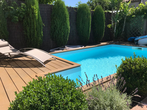 Grande chambre dans maison de plein pied. La chambre est équipée d'un mini réfri Pessac, France Chambre privée Pessac Centre Private room in home vacation rental 36382443