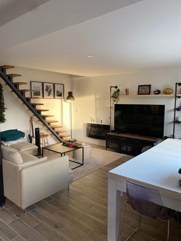 Bienvenue chez vous, <br /><br />Situé à seulement 10mn de Bordeaux, vous retrou Bordeaux, France Maison Chaleureuse style Loft au bord du fleuve Entire home vacation rental 644898336885360907