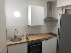  Mérignac, France Appart avec son jardin à côté de Pellegrin Entire condo vacation rental 30120472