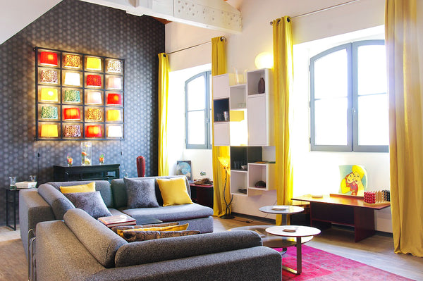 Fantastic 100 sqm duplex, finely decorated in the best part of Bordeaux.<br />Fo Bordeaux, France A magnificent 100 sqm with parking, A/C & lift Entire rental unit vacation rental 9252537