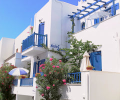 We are happy to offer you a 18 sq. m. studio, full of natural light, very clean, Naxos, Greece Nostos Studios at Naxos apartments, basement Νο.11 Room in boutique hotel vacation rental 4254231