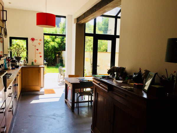 Belle maison en pierre avec un jardin sur l’arrière, au calme. Vous trouverez à  Bordeaux, France Charmante maison avec jardin intime Entire home vacation rental 26798339