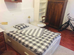 Mitten im Dritten Wiener Gemeindebezirk liegt diese Wohnungen hofseitig außerord Austria Schöne Altbauwohnung 85m2 (für 3-4 Personen) Entire rental unit vacation rental 40062159