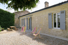 Maison de famille en plein milieu des vignes entièrement restaurée, cadre idylli Carbon-Blanc, France La maison de Fleurette proche de Bordeaux Entire home vacation rental 36761620