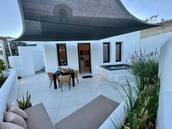 Soak up the modern and Cycladic traditional charm of this brand new villa! iL Fa Greece iL Fagiolo 4pax* | Hot Tub |Privacy| Free Parking Entire serviced apartment vacation rental 29954412