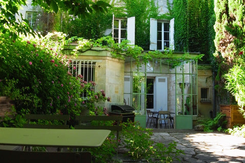 Refaite en 2015, notre maison, classique Bordelaise de 350m2, est idéale pour 2  Bordeaux, France Maison avec jardin à St Seurin pour 9/11p Entire townhouse vacation rental 24769631