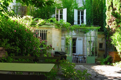 Refaite en 2015, notre maison, classique Bordelaise de 350m2, est idéale pour 2  Bordeaux, France Maison avec jardin à St Seurin pour 9/11p Entire townhouse vacation rental 24769631